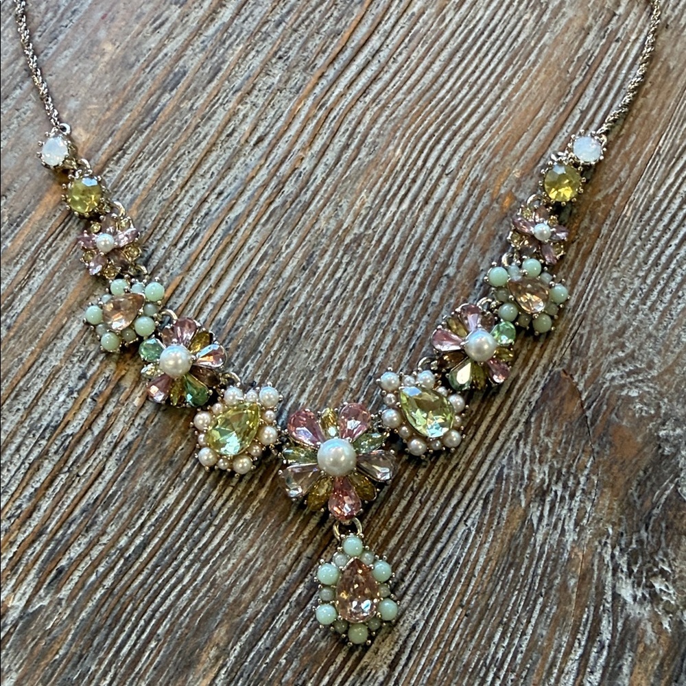 Marchesa Elegant Floral Sparkly Necklace SEE VIDEO! GORGEOUS!! Like New